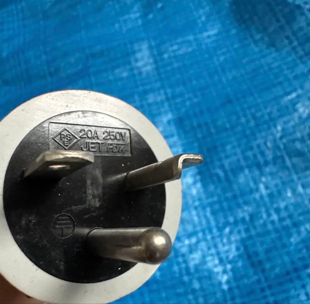 【美品】三菱 アウトランダー 充電ケーブル　9482A426