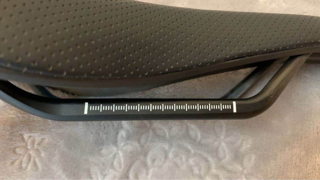 Rapha Classic Saddle ラファクラシックサドル