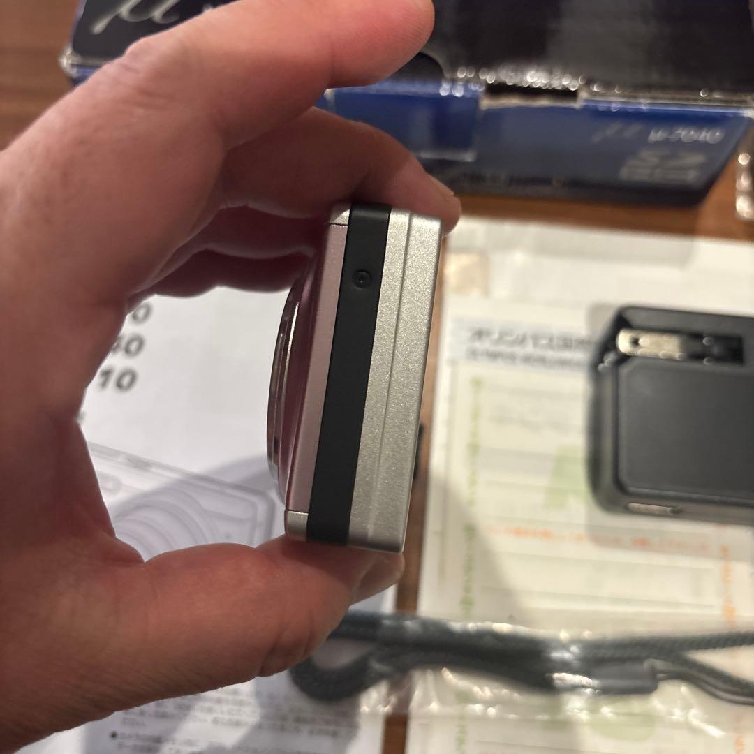 OLYMPUS オリンパス μ-7040 デジタルカメラ デジカメ ピンク