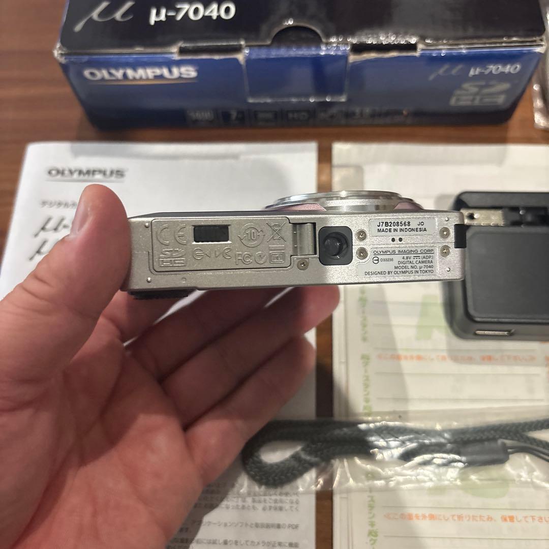 OLYMPUS オリンパス μ-7040 デジタルカメラ デジカメ ピンク