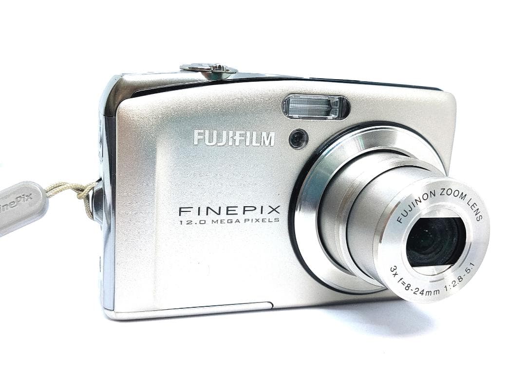 FUJIFILM FinePix F50fd 12Mピクセル デジカメ　完動