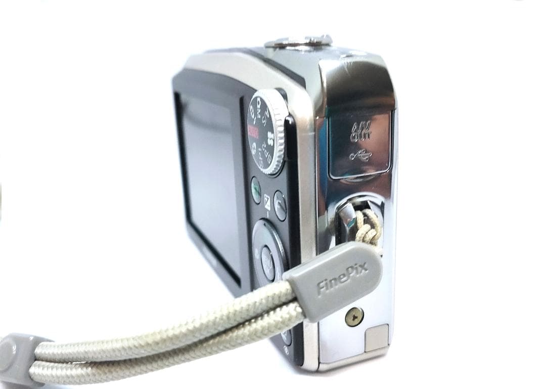 FUJIFILM FinePix F50fd 12Mピクセル デジカメ　完動