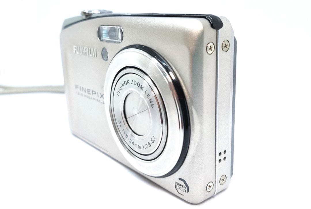 FUJIFILM FinePix F50fd 12Mピクセル デジカメ　完動