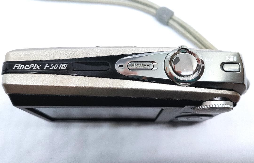 FUJIFILM FinePix F50fd 12Mピクセル デジカメ　完動