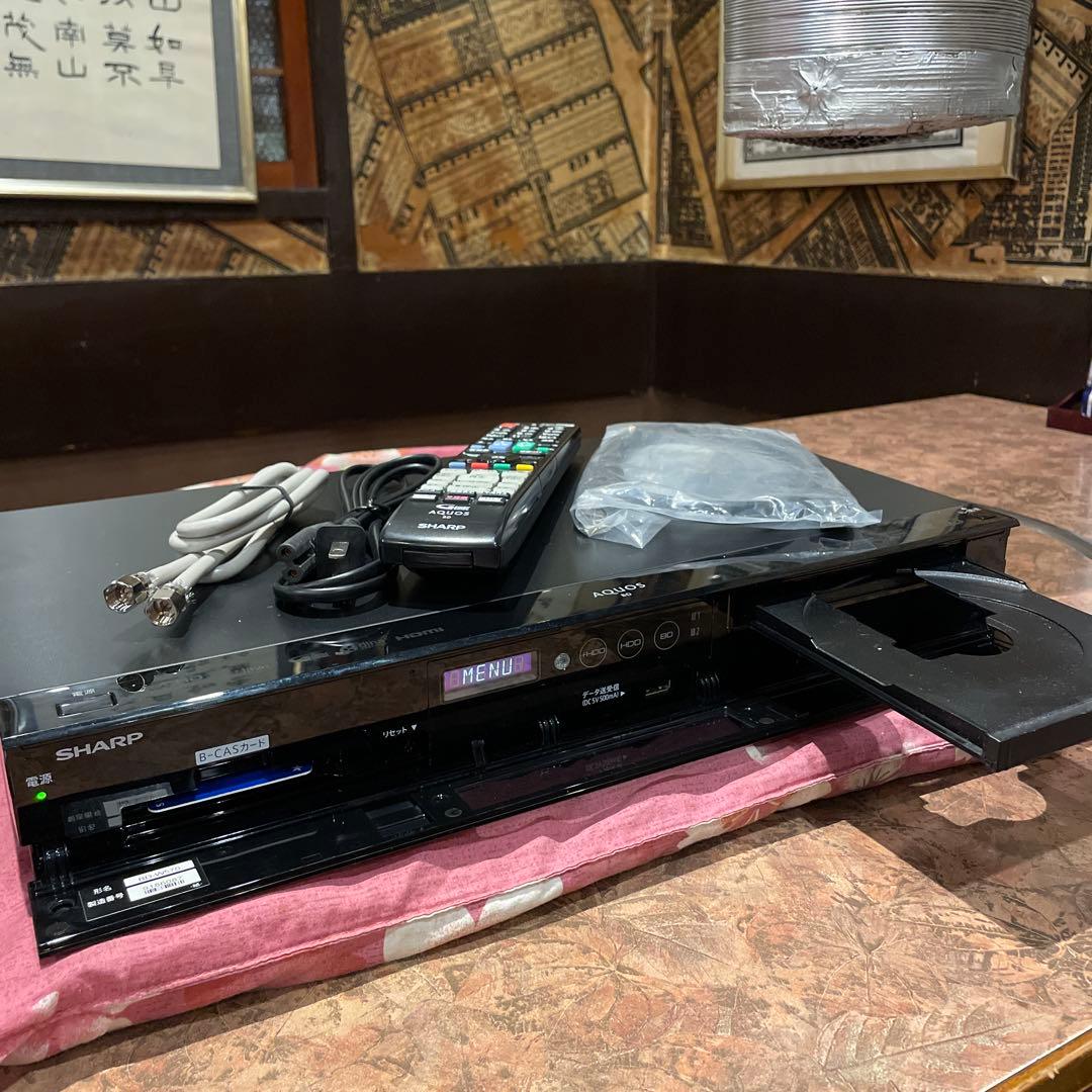 シャープ BD-W570 12倍録 1000GB換装！純正リモ等フル装備 完動品