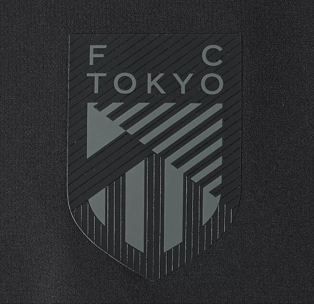 【未使用品】FC東京×ニューバランスブラックアウトショートスリーブTシャツ　ＸＬ