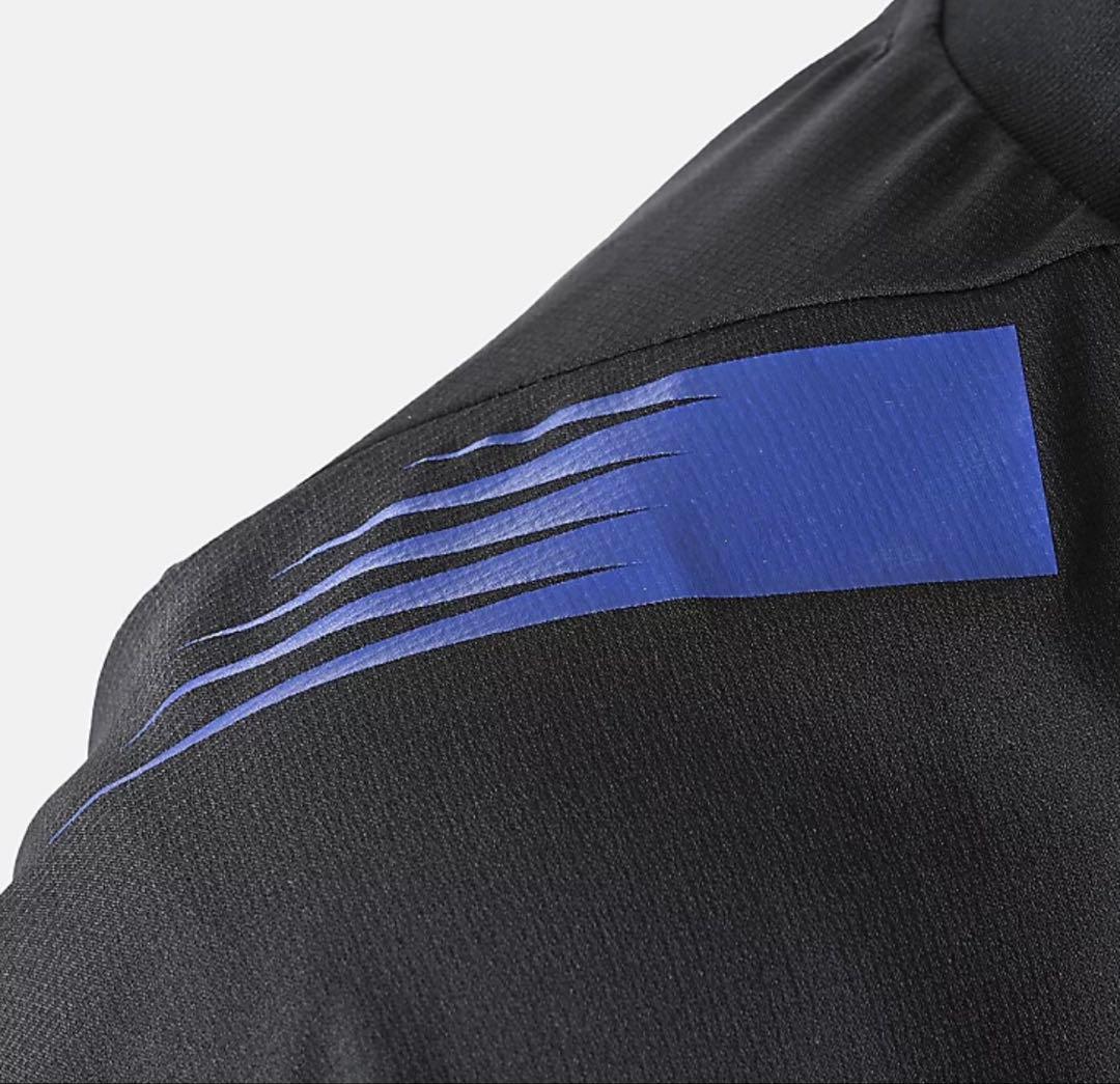 【未使用品】FC東京×ニューバランスブラックアウトショートスリーブTシャツ　ＸＬ