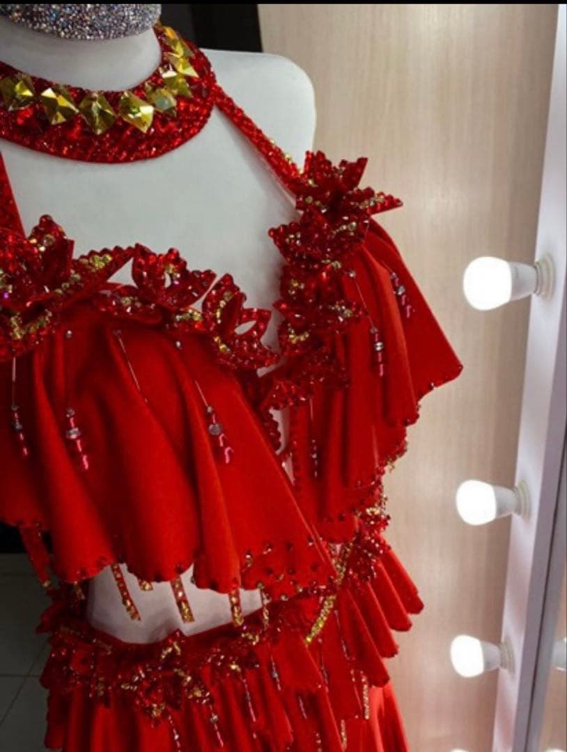 ♡期間限定♡ ベリーダンス be sparkly 衣装 赤 3D 花 