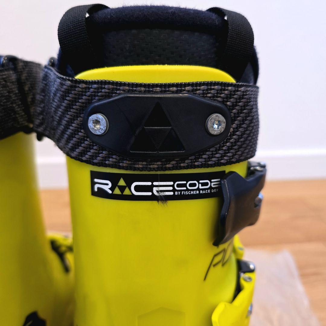 FISCHER RC4 スキーブーツ 21～21.5cm
