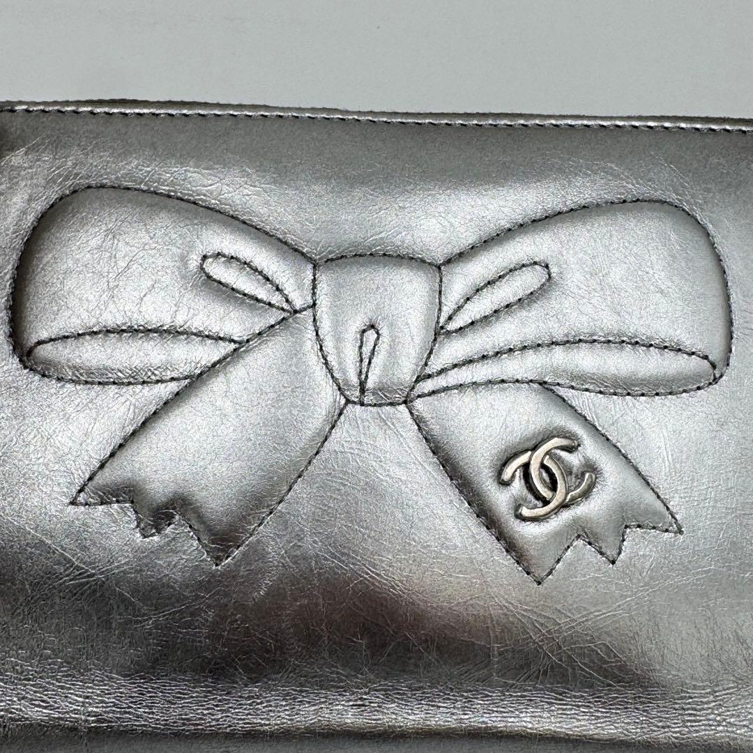 CHANEL シャネル リボン シルバー レザー ラウンド 長財布 大容量