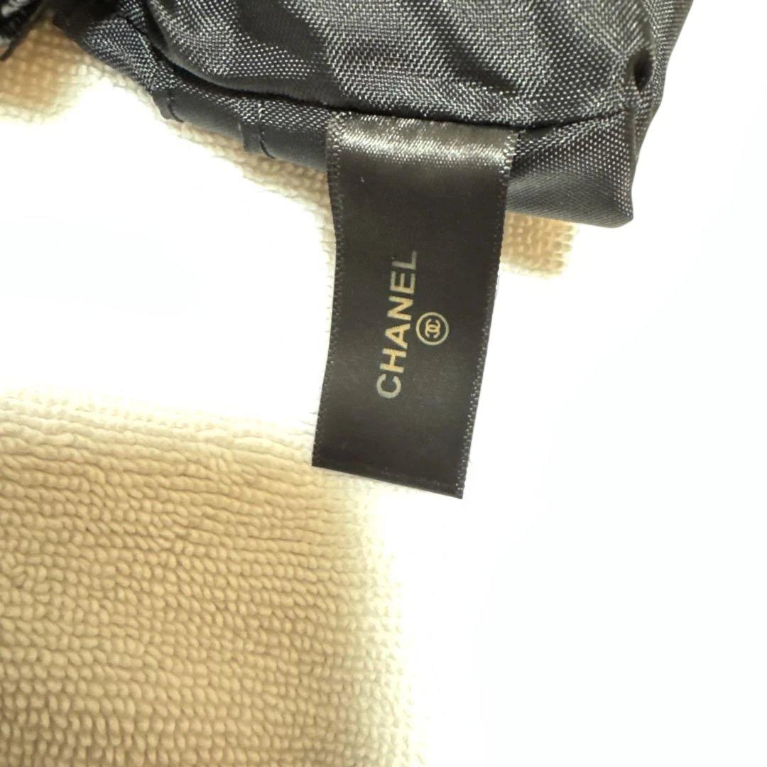 CHANEL ブラック ポーチ　ノベルティ