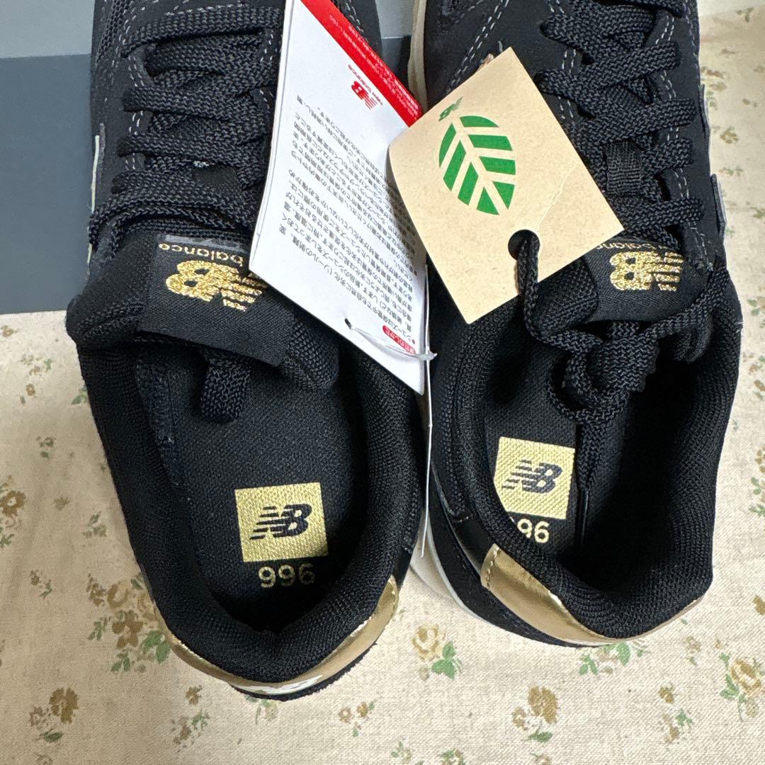 新品未使用 ニューバランス 23.5 WL996CE2 スニーカー ブラック