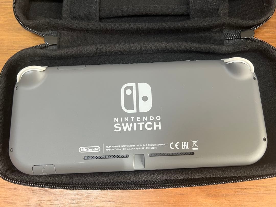 Nintendo Switch Liteあつまれどうぶつの森ソフトセット
