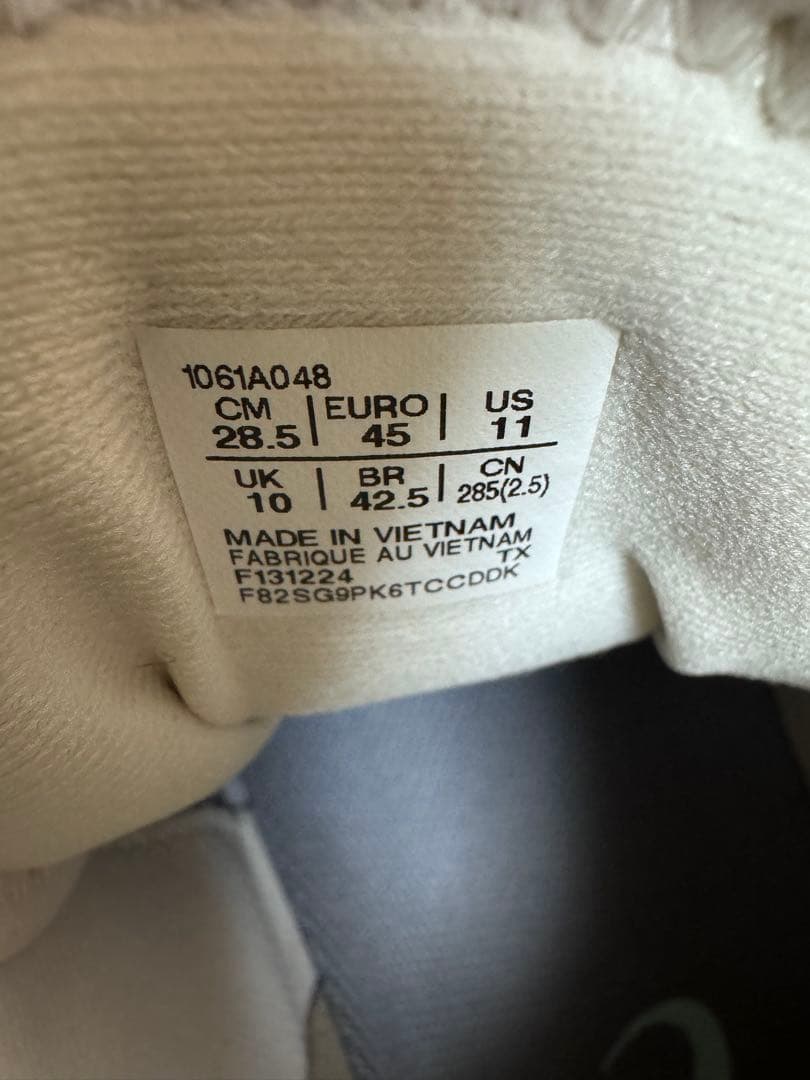 asics バスケットボールシューズ NOVA SURGE 3 28.5cm