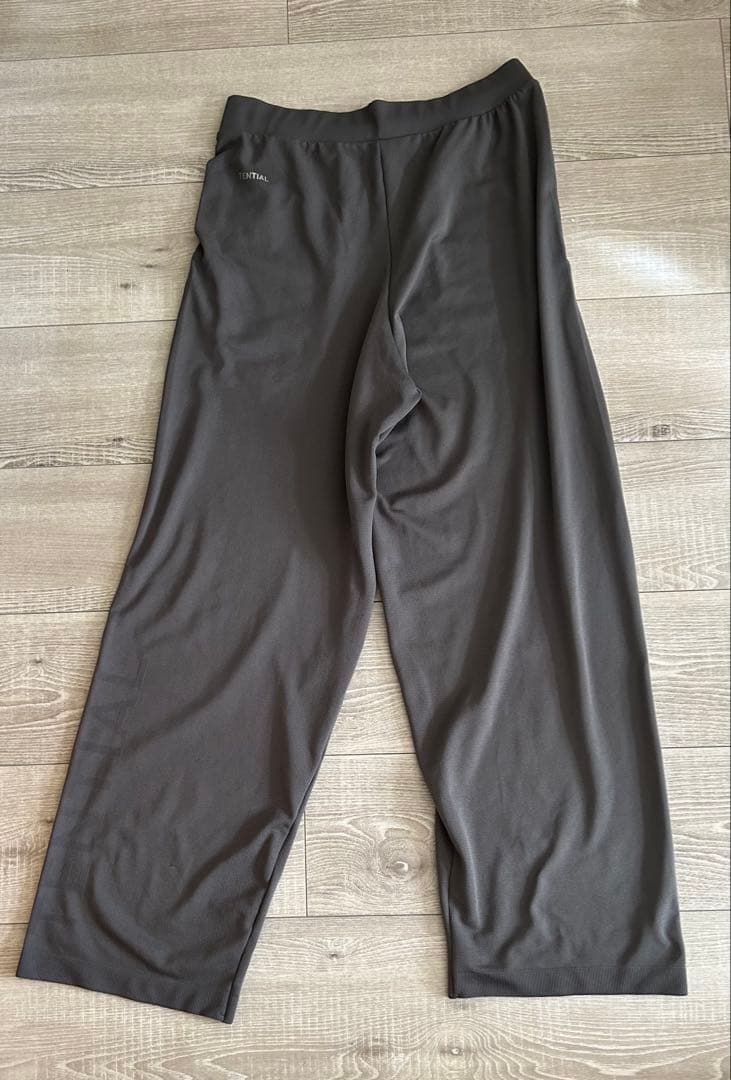 テンシャル　BAKUNE半袖Tシャツ上下セット　レディースMサイズ