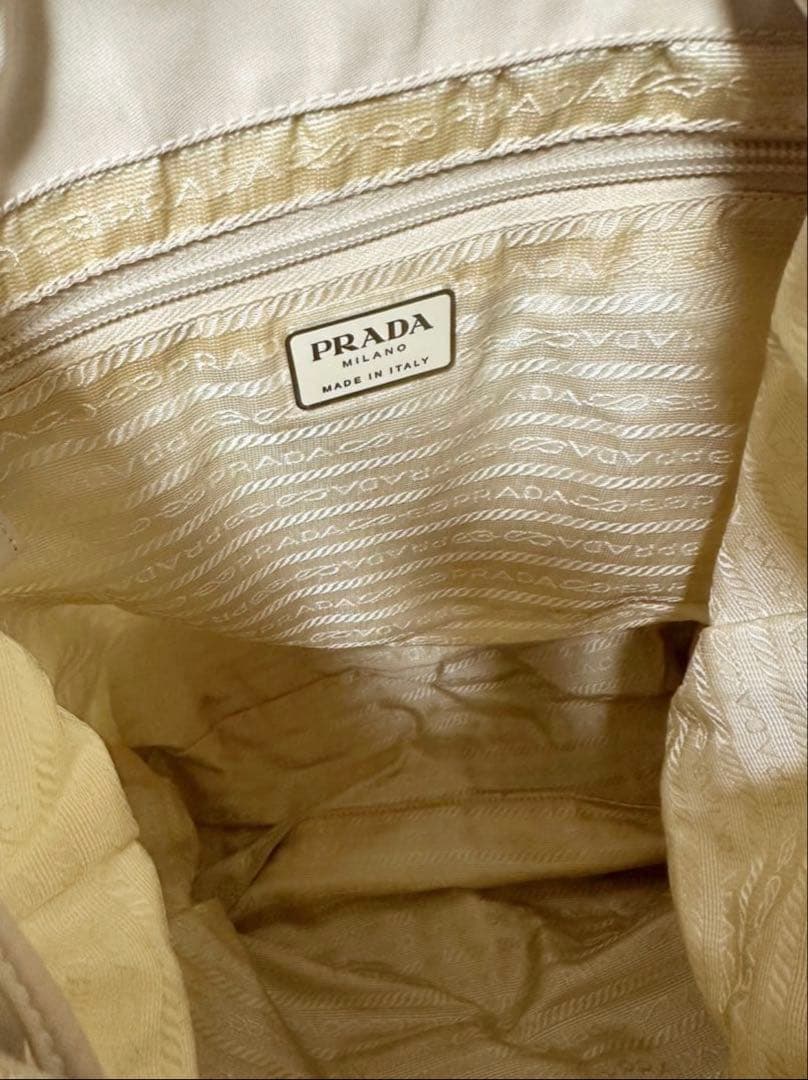 PRADA リュック テスート　三角ロゴ　ギャランティカード付