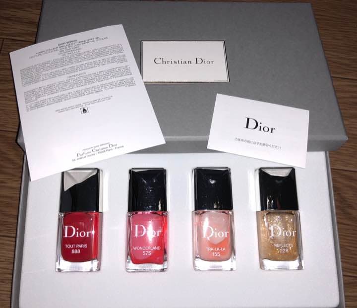 Dior  ペディキュア  4本セット Dior - 専用です Dior ネイルカラー4本セットの通販 by booop shop