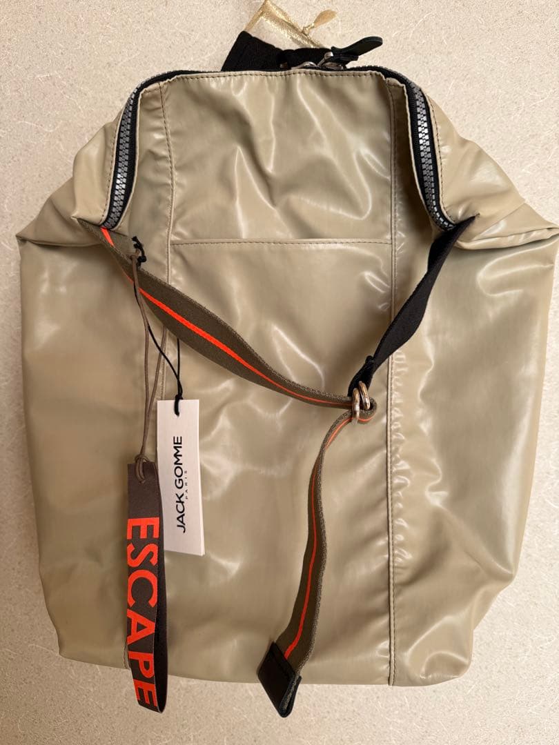 Jack Gomme ESCAPE ORIGINAL LONDRESバックパック