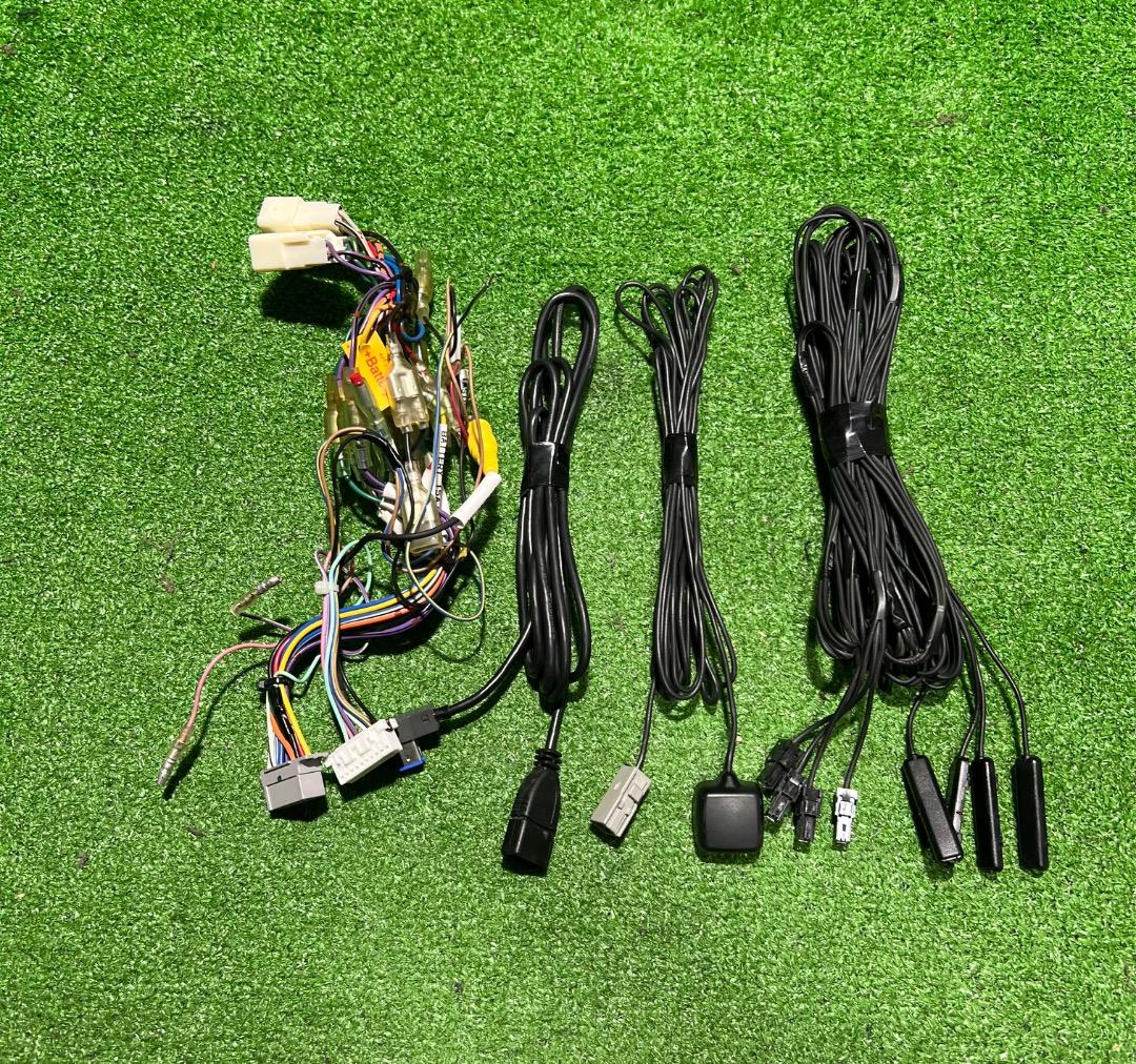 パナソニック CN-RA05D ナビ フルセグ。地図データ2018年版。