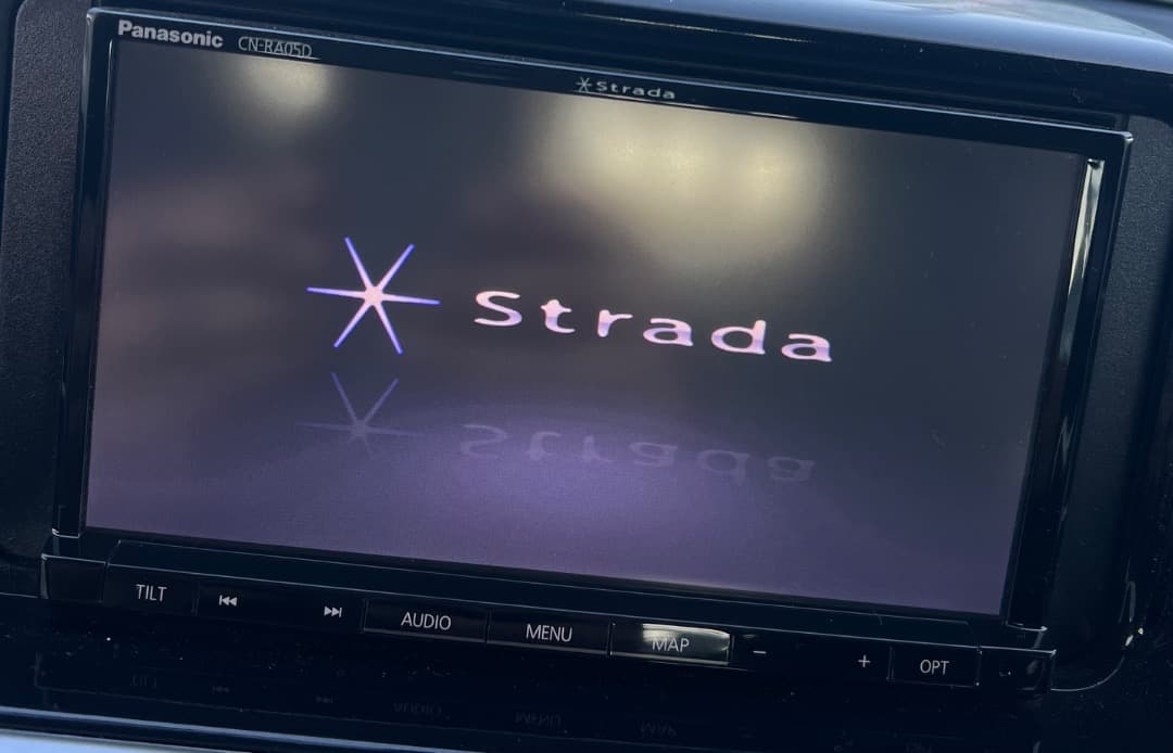 パナソニック CN-RA05D ナビ フルセグ。地図データ2018年版。