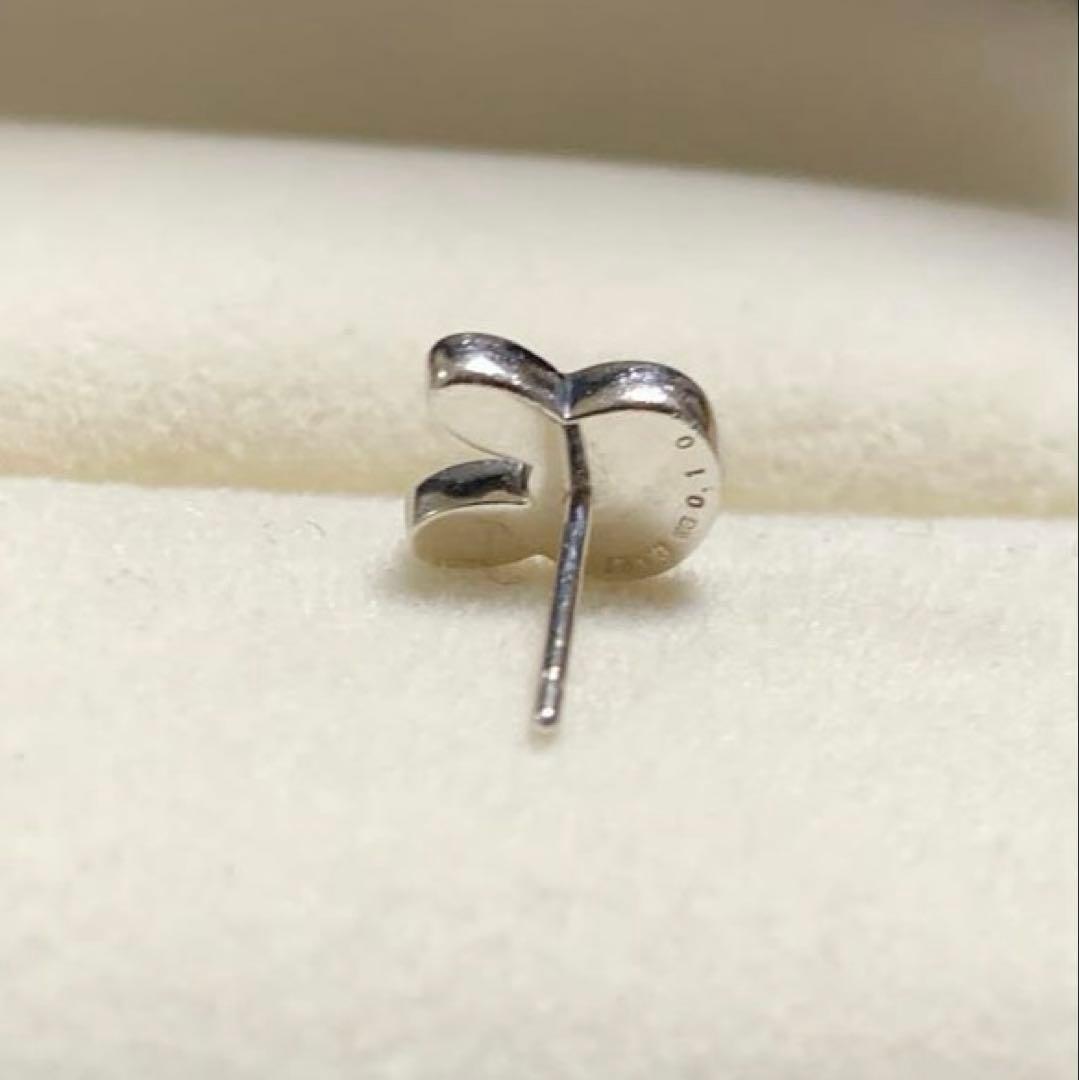 ポンテヴェキオ K18 ホワイトゴールド　シングル ピアス ウサギ