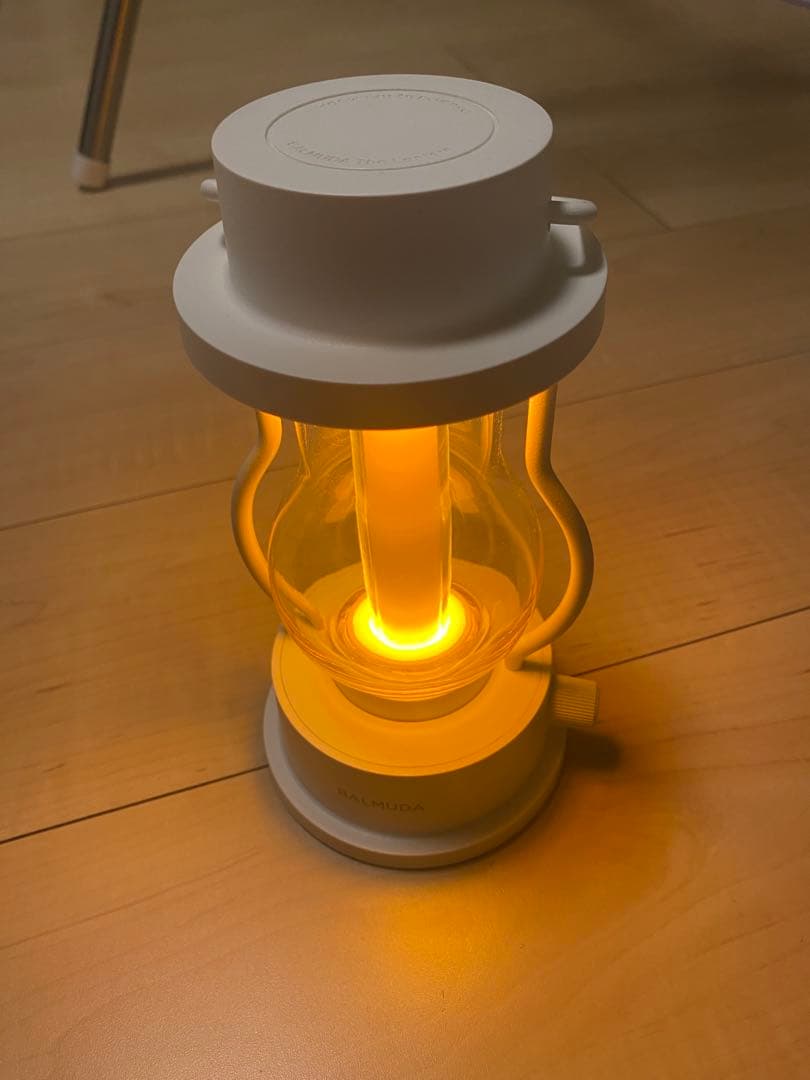 げ*ー様 BALMUDA The Lantern ホワイト