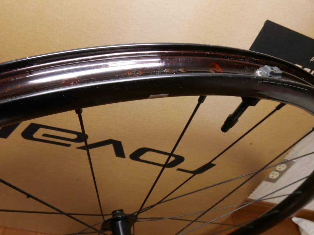 GIANT PX2 チューブレス グラベルDISCホイール ガラスコーティング済