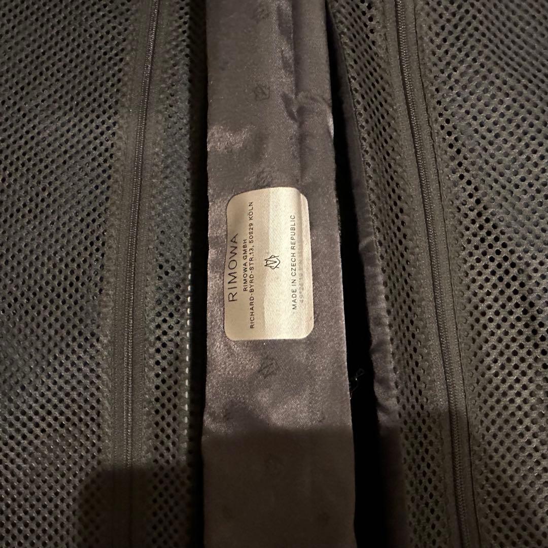 【お盆SALE】現行品　RIMOWAリモワ　スーツケース　ハイブリッド