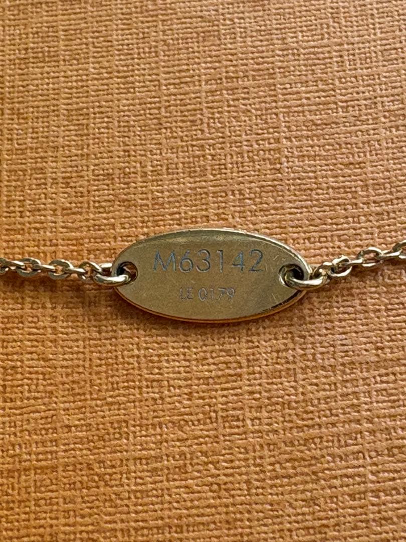 【yuka'sSHOP】Louis Vuitton チャーム付きブレスレッ