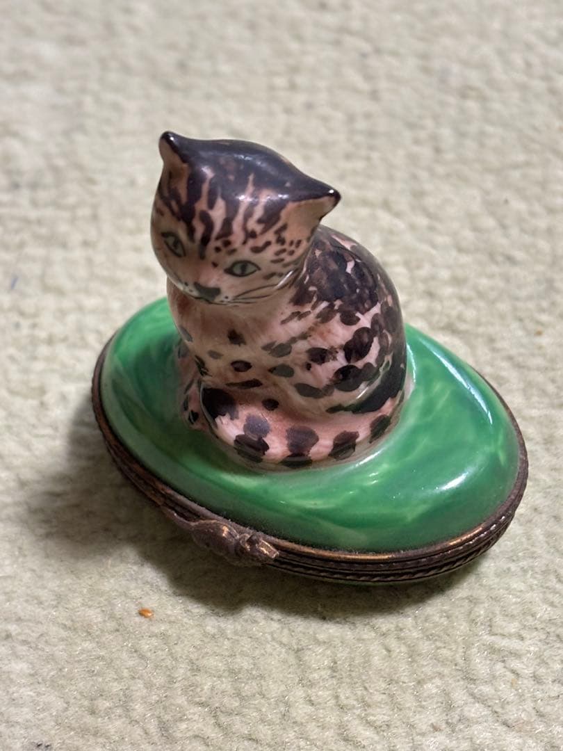 リモージュ☆Limogesの猫のエナメル小物入れ☆