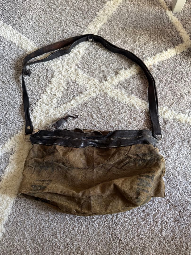 Delle Cose 激レア レザー切替　ミリタリーショルダーバッグ