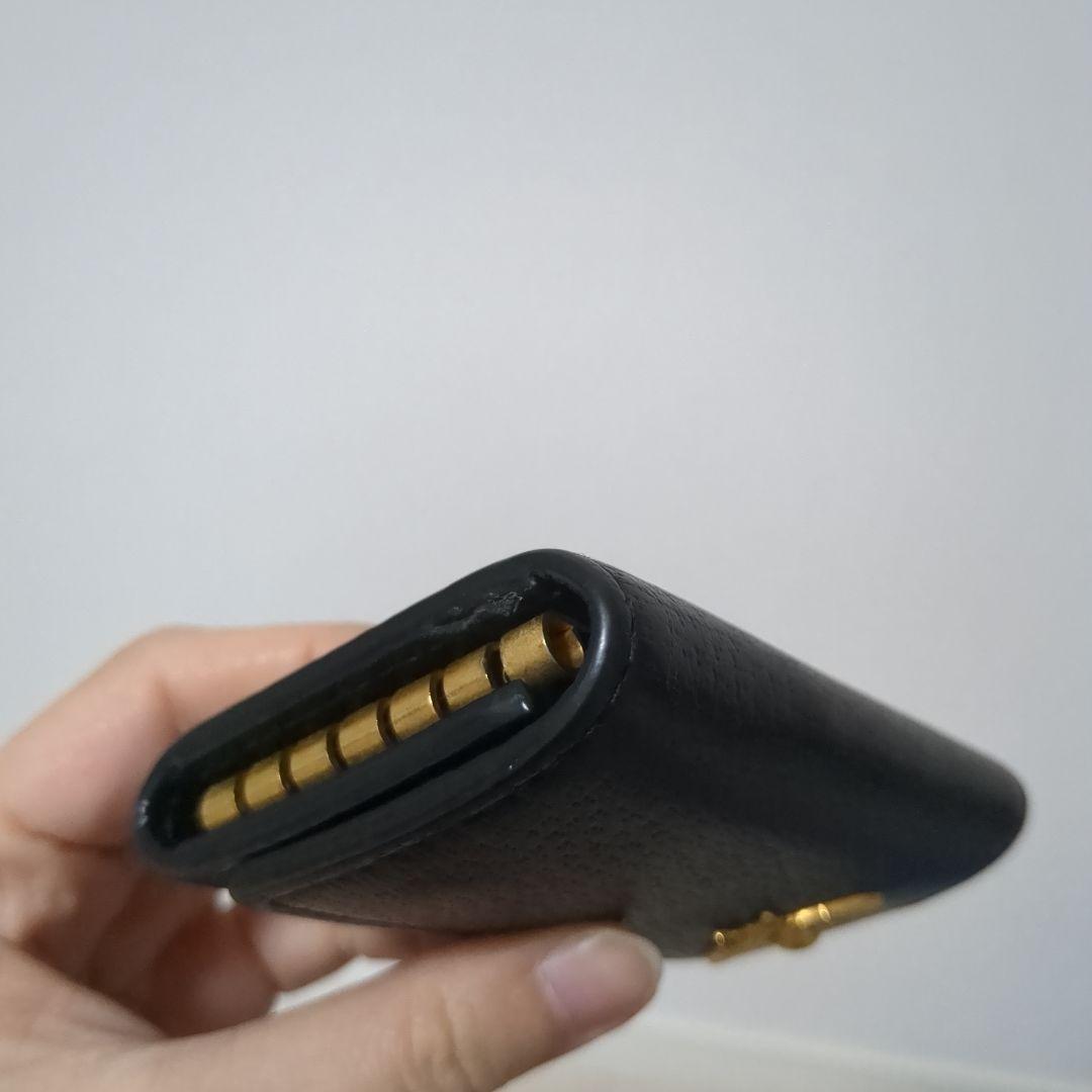 GUCCI　グッチ　蜂モチーフ　6連キーケース　ブラック×ゴールド