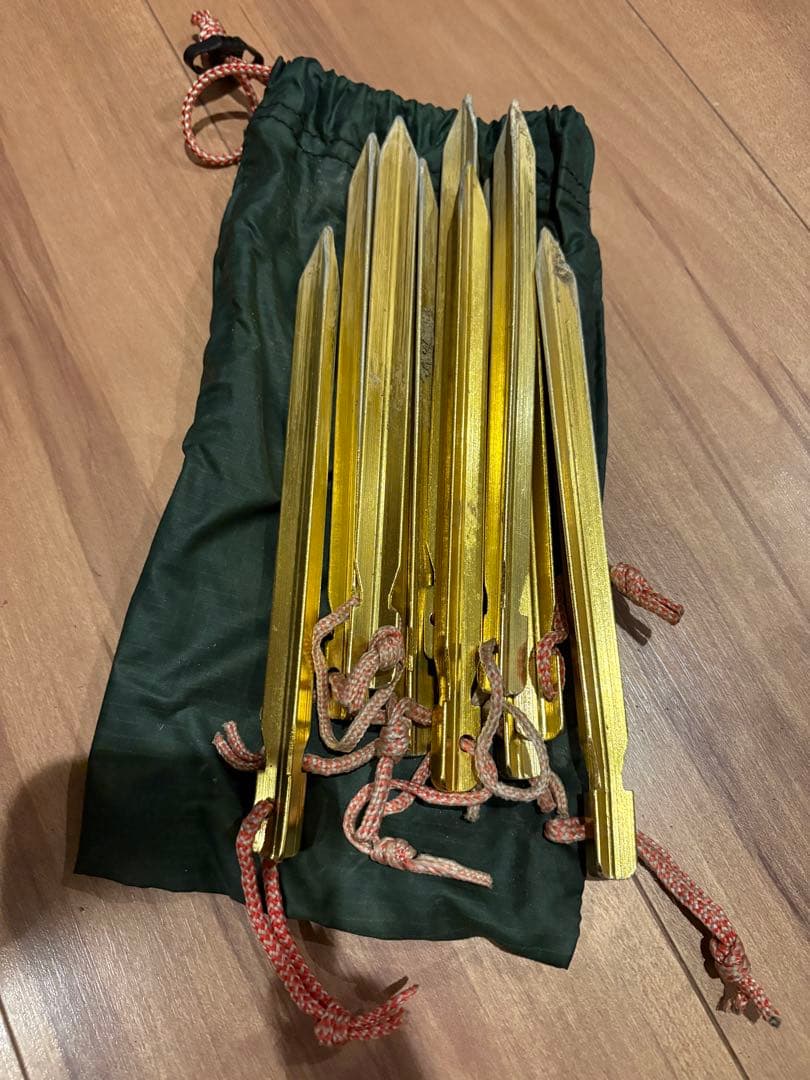 超希少　ヒルバーグ　スタイカ　ビンテージ　皮タグ　旧グリーン　hilleberg