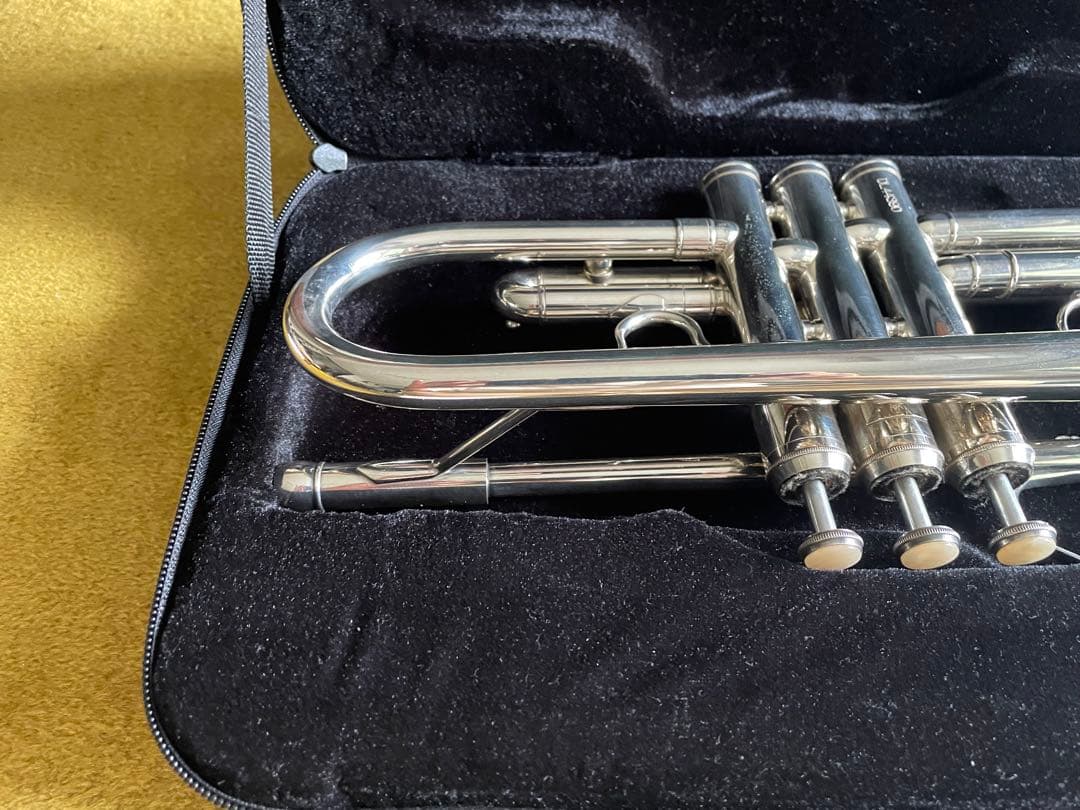 美品　トランペット soleil シルバー　サクラ楽器　セミハードケース付き