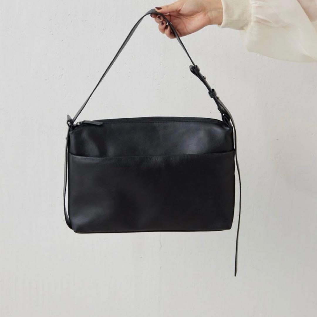 ear papillonner 2WAYレザーショルダーバッグ イアパピヨネ