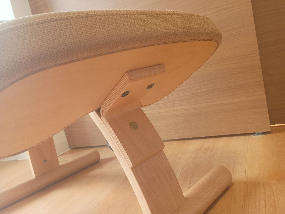 バランスラボ（balans lab） バランス イージー 姿勢矯正イス ベージュ