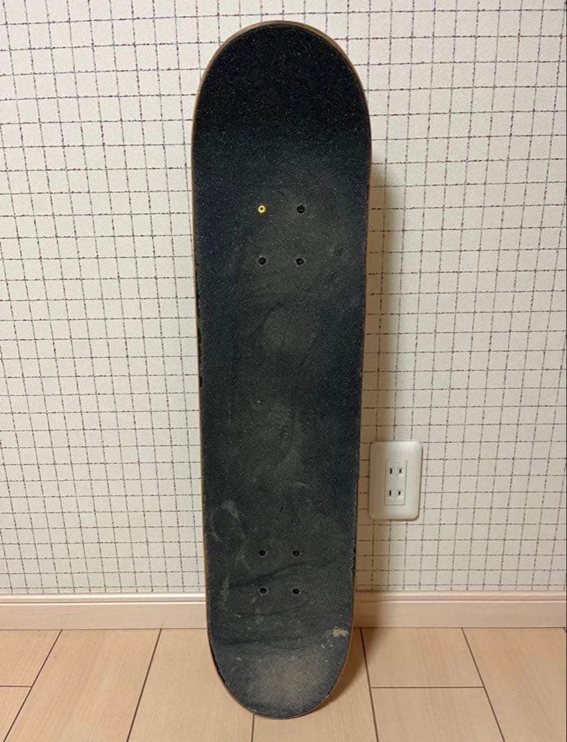 スケートボード　コンプリート　レスケ　インディー　ボーンズ　ABEC7ベアリング