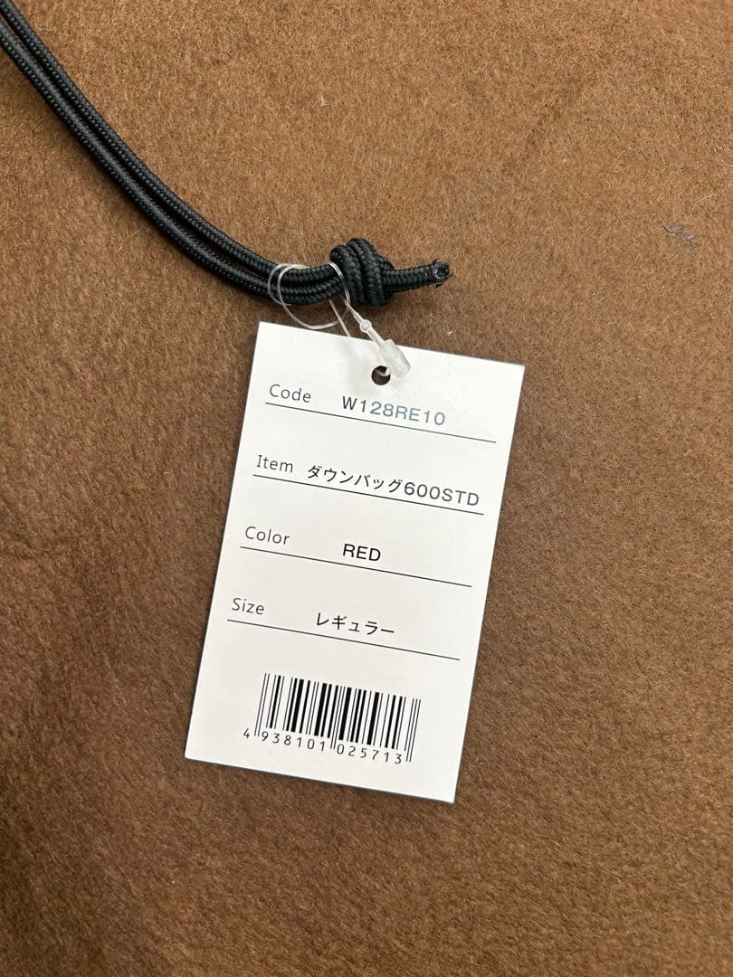 NANGA 寝袋・シュラフ 赤　新品未使用　600STD