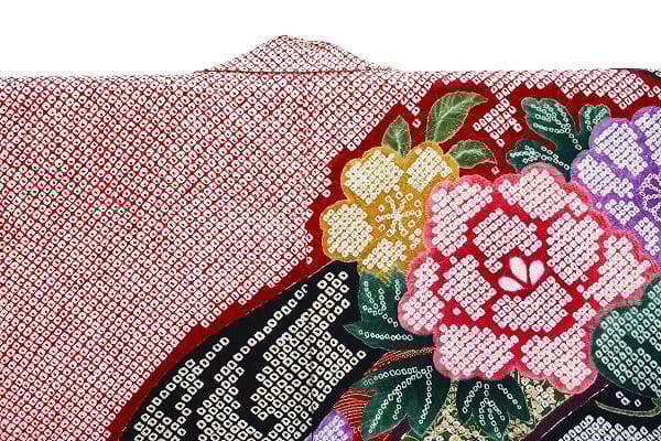 ☆専用☆美品 本振袖 総絞り 赤 墨黒 牡丹 菊 金彩加工 身丈162cm 正絹
