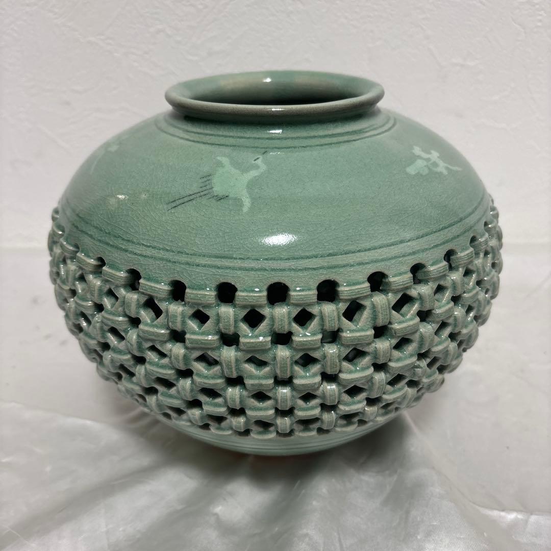 海泉/高麗青磁/花瓶/透かし彫二重胴花瓶 - メルカリ