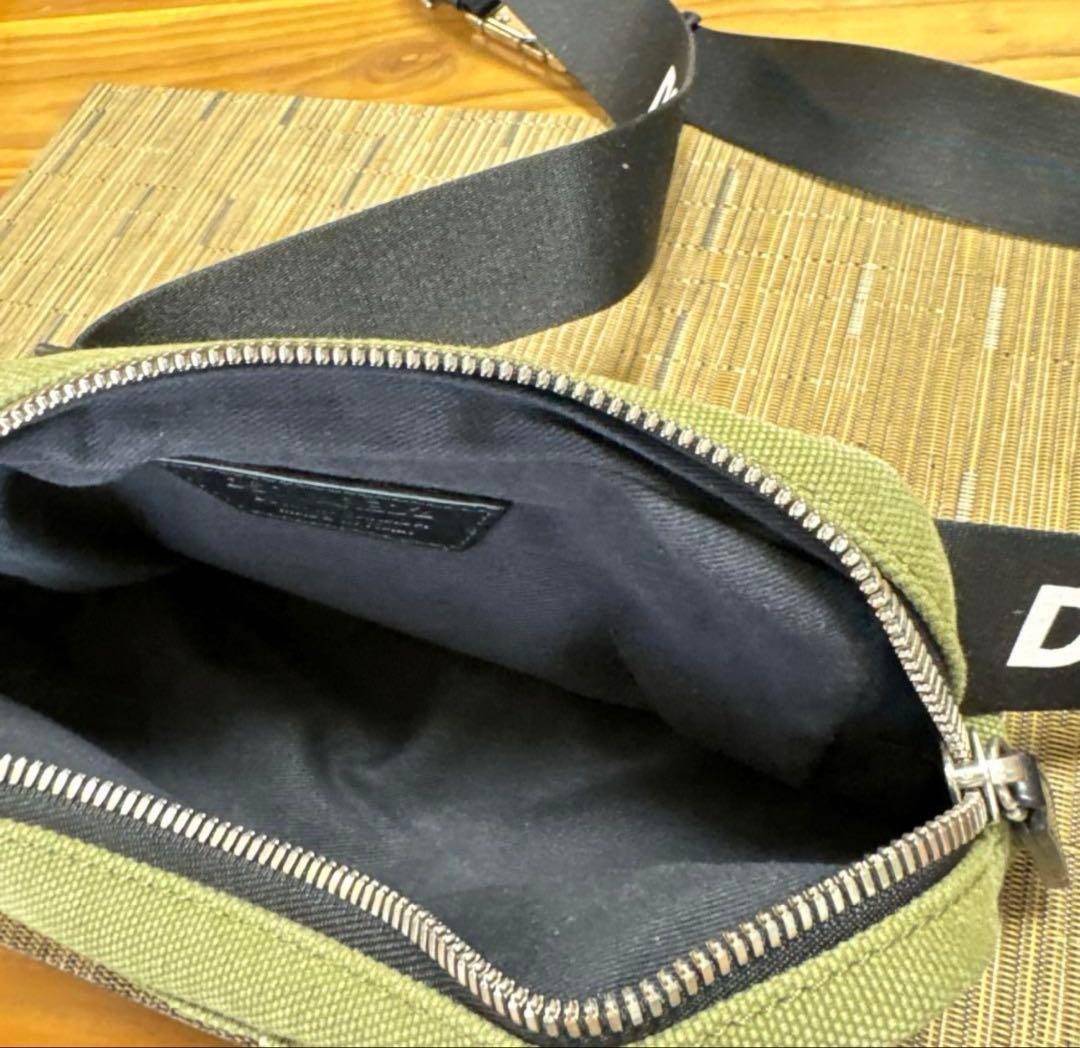 DSQUARED2 ボディバッグ オリーブグリーン☆美品☆