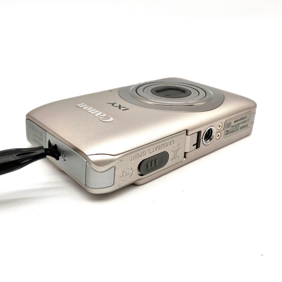 Canon IXY 210F シルバー　silver
