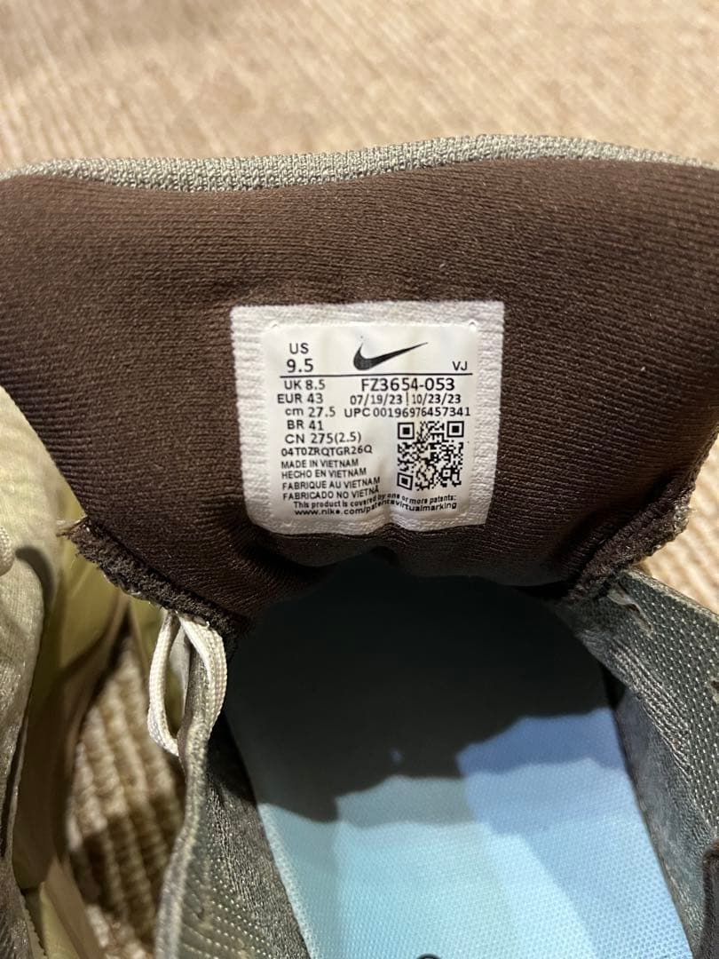 スパイク・シューズ NIKE ZOOMX INVINCIBLE RUN 3 27.5cm