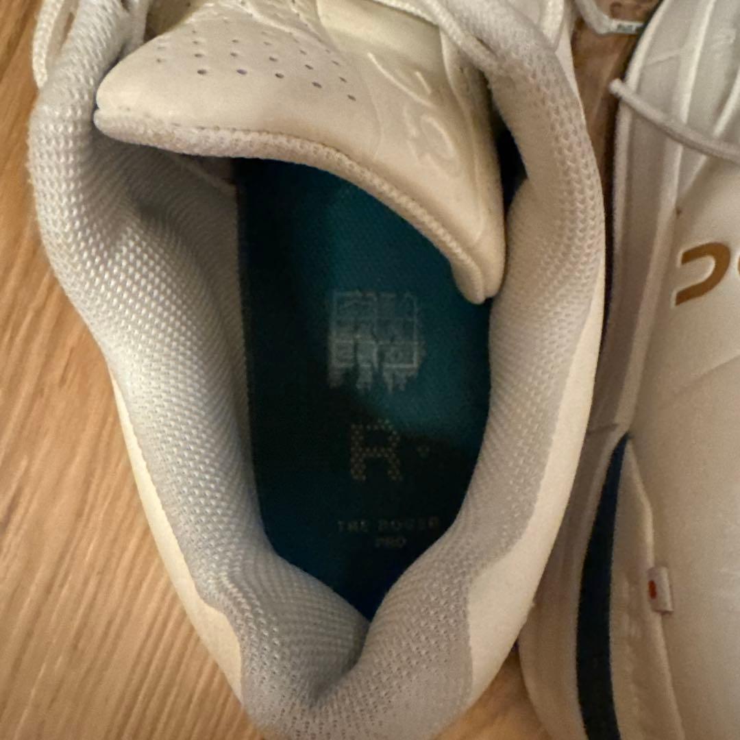 ON BEAMS テニスシューズ ホワイト26.5センチ