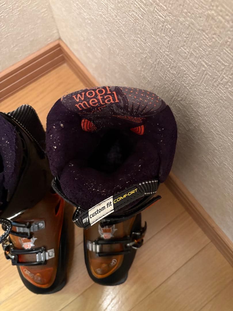 スキー用ブーツ ブラック/オレンジ