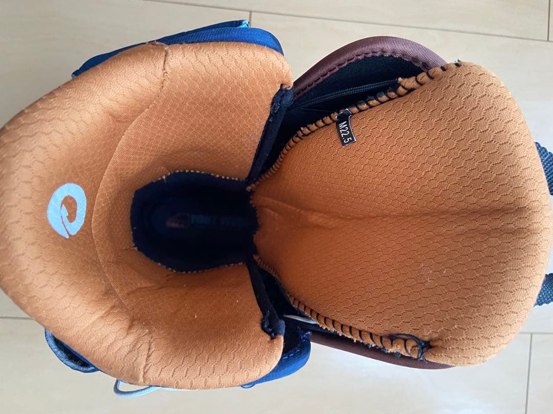 週末セール❤️ほぼ未使用　ジューニア　ディーラックス　スノボブーツ　DEELUXE