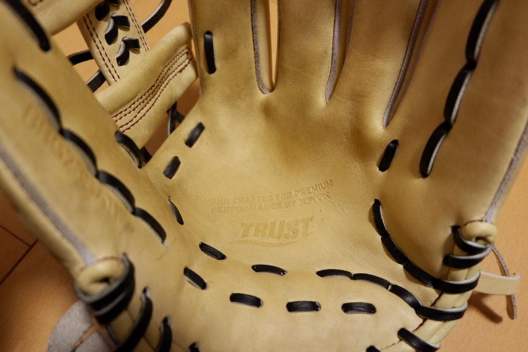 XAXAX　ザナックス　軟式グローブ　内野手　トラスト