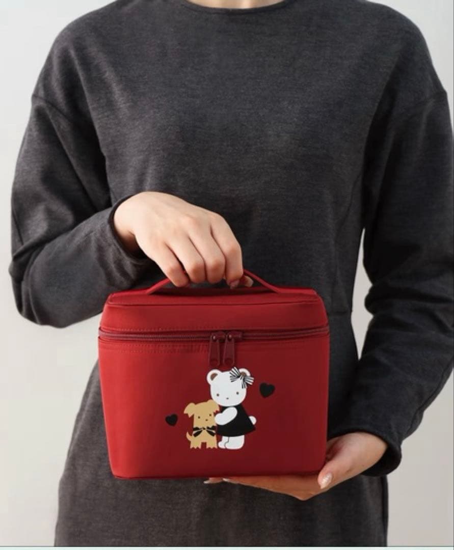 ファミリア　新品未使用　今期新作　ノベルティ　バニティケース　バニティポーチ