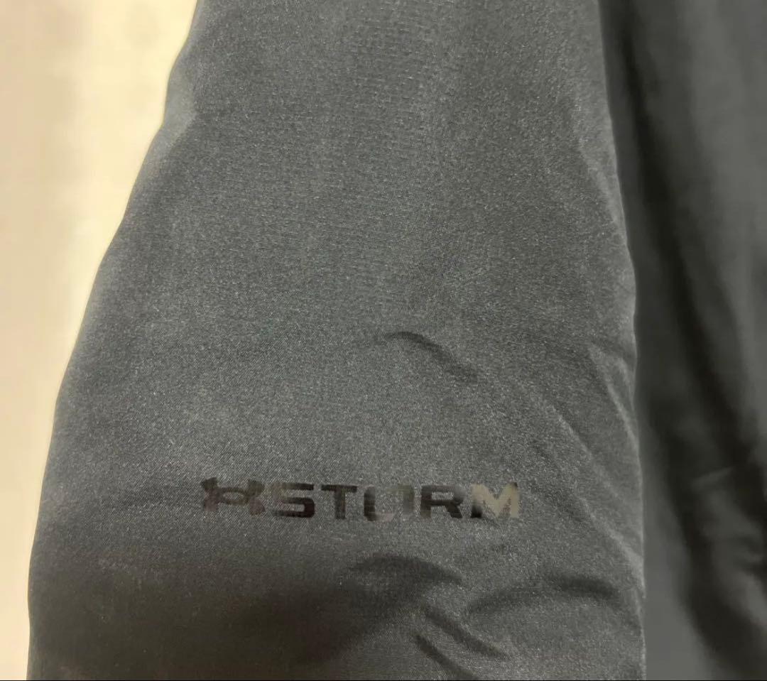 【美品】Under Armour ColdGear ベンチコート M