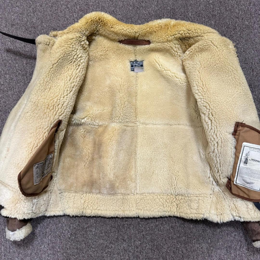アヴィレックス　B-3 フライトジャケット　ムートン　ブラウン　36